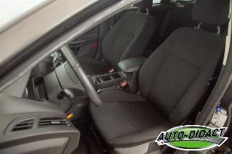 Ford Focus 1.0 Trend Automaat Motorschade Navi Airco picture 27