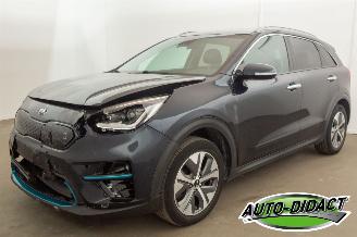 Kia e-Niro 64 kWh Navi Clima Camera Leder ExecutiveLine picture 1