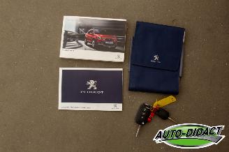 Peugeot 2008 1.2 PureTech 53.192 km NAP Clima Navi Allure picture 28