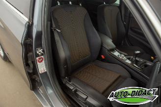 BMW 3-serie 320i 135kw Executive Navi Clima picture 23