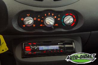 Renault Twingo 1.2-16V Airco 104.391 km NAP Collection picture 7