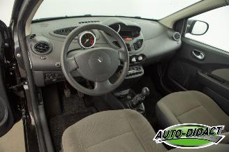 Renault Twingo 1.2-16V Airco 104.391 km NAP Collection picture 18