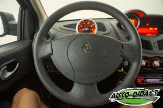 Renault Twingo 1.2-16V Airco 104.391 km NAP Collection picture 5