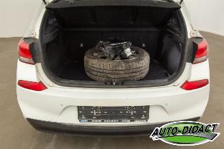 Hyundai I-30 1.0 Navi Camera Clima picture 37