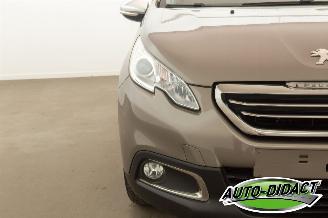 Peugeot 2008 1.2 60kW Navi Clima Access picture 33