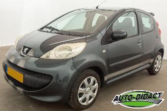 Avarii autoturisme Peugeot 107 1.0-12V Airco XS Koppeling Matig 2008/10