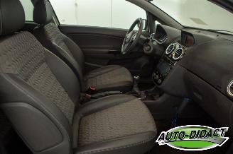 Opel Corsa 1.2-16V Airco Navi Cosmo picture 22