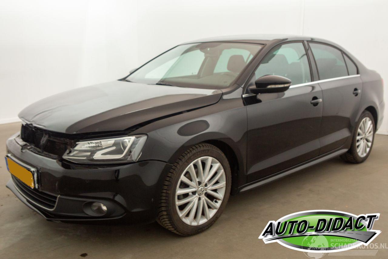 Volkswagen Jetta 1.4 GTE  PHEV 110 kW Automaat Clima Navi Highline