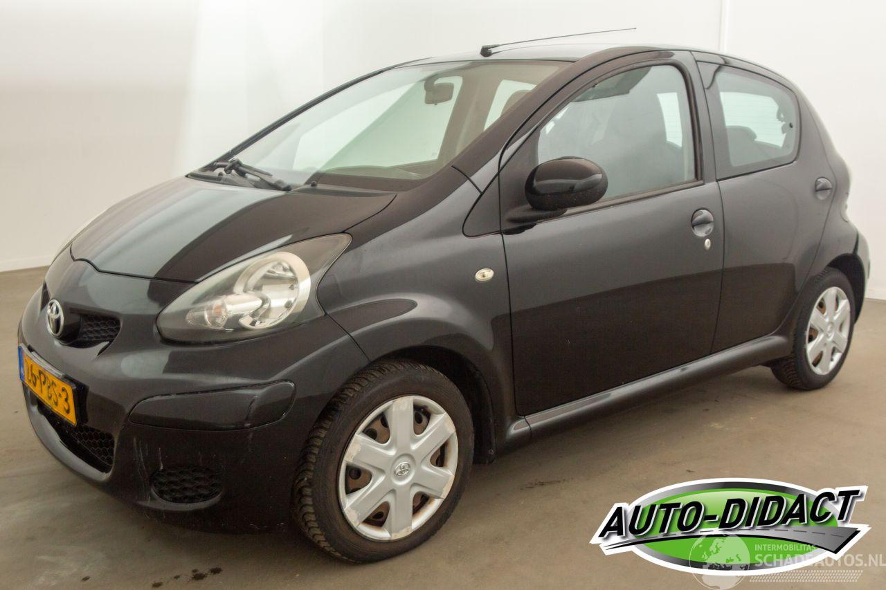Toyota Aygo 1.0-12V Comfort Navigator