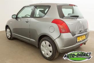 Suzuki Swift 1.3 179.058 KM picture 3