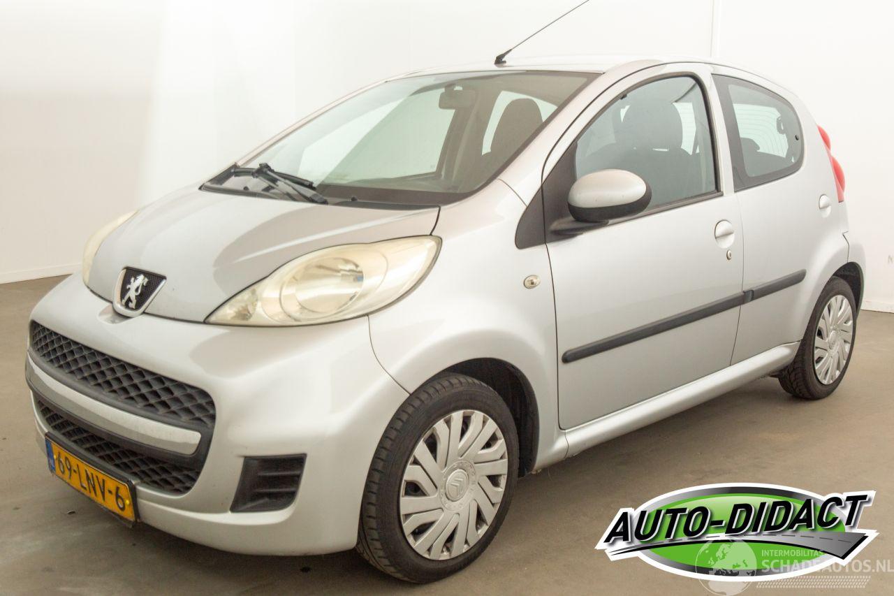 Peugeot 107 1.0-12V XS Automaat