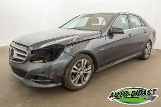 Vrakbiler auto Mercedes E-klasse E200 - Automaat - Navi - Leder 2017/2