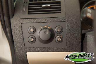 Opel Zafira 1.8 Temtation picture 18