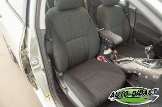 Toyota Auris 1.6-16V Luna Business picture 10