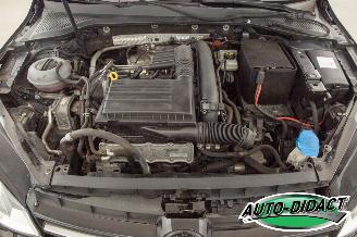 Volkswagen Golf 1.2 TSI Highline picture 22