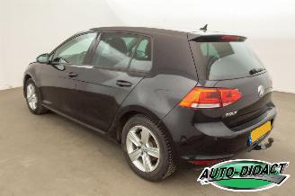 Volkswagen Golf 1.2 TSI Highline picture 3