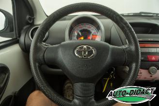 Toyota Aygo 1.0-12V - Airco - 5 deurs - Access picture 5