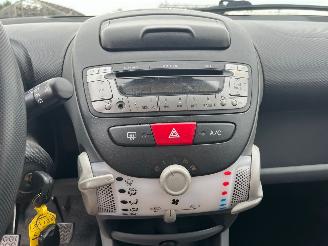 Toyota Aygo 1.0 - Airco - 85.466 km - Centrale Vergrendeling picture 17