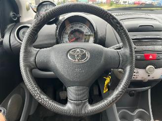 Toyota Aygo 1.0 - Airco - 85.466 km - Centrale Vergrendeling picture 5