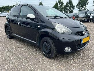 Toyota Aygo 1.0 - Airco - 85.466 km - Centrale Vergrendeling picture 2