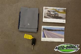 Peugeot 3008 1.6 VTi ST - Pano - Airco - Navi picture 39