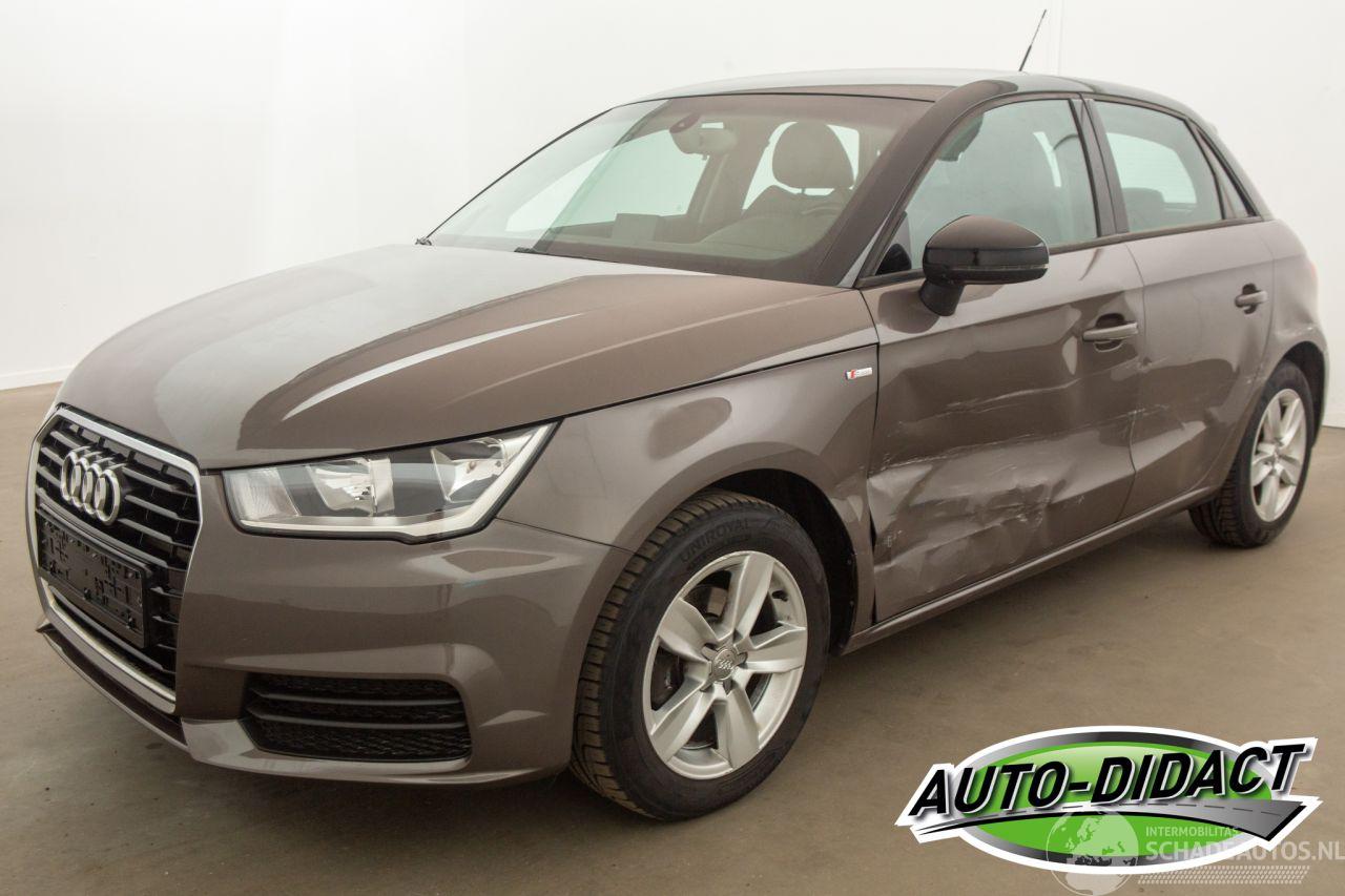 Audi A1 1.0 TFSI Navi Airco Leder