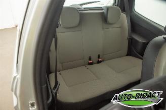 Renault Twingo 1.2-16V Airco Authentique picture 18