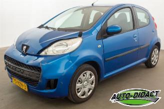 uszkodzony samochody osobowe Peugeot 107 1.0-12V Airco Sublime 2009/4