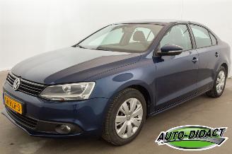 Vaurioauto  passenger cars Volkswagen Jetta 1.2 TSI Airco Trendline 2011/6