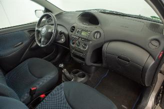 Toyota Yaris 1.3 VVT-i Airco S-Line picture 16