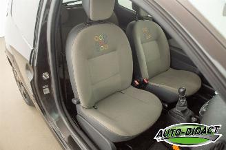 Renault Twingo 1.2-16V Airco Collection picture 17