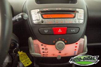 Peugeot 107 1.0 Airco Access Accent picture 9