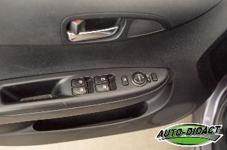 Hyundai I-20 1.4i Clima i-Catcher picture 12