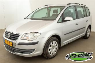 krockskadad bil auto Volkswagen Touran 1.6 Airco 5pers Trendline Business 2007/6