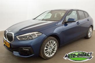 Voiture accidenté BMW 1-serie 120i Automaat Navi Clima Executive Edition 2022/5