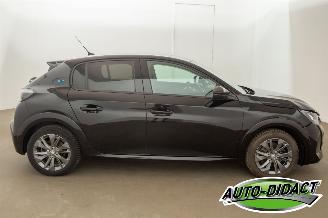 Peugeot e-208 EV 50 kWh Allure Pack picture 40