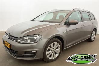 uszkodzony samochody osobowe Volkswagen Golf 1.0 TSI Navi Clima Business Edition Connected 2015/12