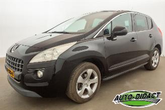 škoda osobní automobily Peugeot 3008 1.6 VTi Clima Pano Première 2009/9