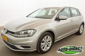 Schadeauto Volkswagen Golf 1.0 TSI Navi Clima 108.391 km NAP Comfortline 2018/11