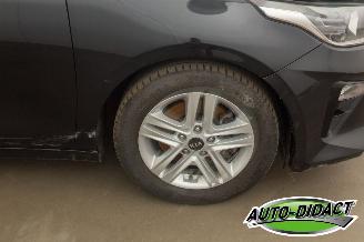 Kia Ceed 1.0 T-GDi Navi Camera Clima DynamicLine picture 33
