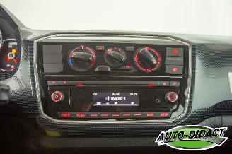 Volkswagen Up! 1.0 move up! picture 17