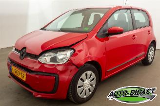 Damaged car Volkswagen Up! 1.0 move up! 2017/1