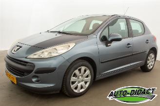 Unfallwagen Peugeot 207 1.4-16V Airco Color-line 2007/10
