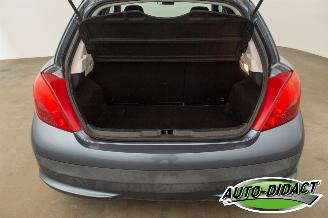 Peugeot 207 1.4-16V Airco Color-line picture 32