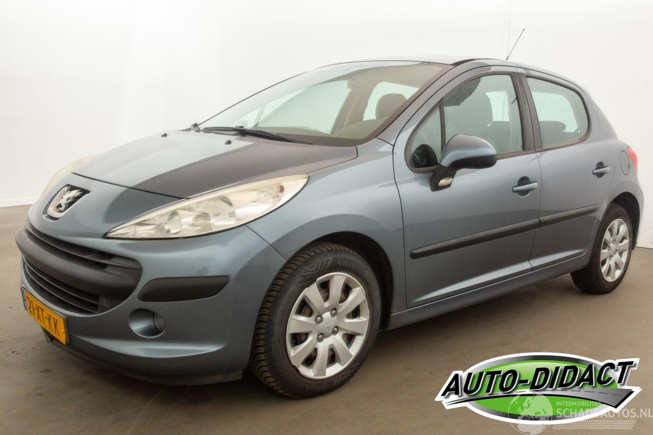 Peugeot 207 1.4-16V Airco Color-line
