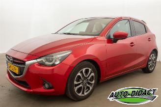 Vaurioauto  passenger cars Mazda 2 1.5 Skyactiv-G Navi Camera Airco Skylease GT 2015/7