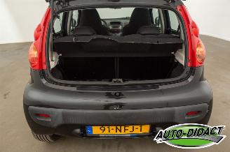 Peugeot 107 1.0-12V XS Airco picture 29