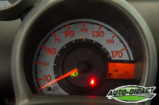 Peugeot 107 1.0-12V XS Airco picture 7