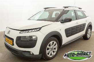 Schadeauto Citroën C4 cactus 1.2 PureTech Clima Camera Feel 2015/6
