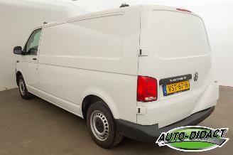 Volkswagen Transporter 2.0 TDI L2H1 Navi Airco picture 3